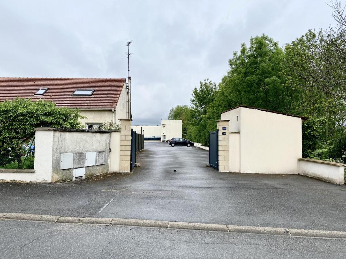 Апартаменты L'Escale : Duplex 4 Pers. Asterix, Aeroport Roissy Cdg, Paris Moussy-le-Neuf Экстерьер фото