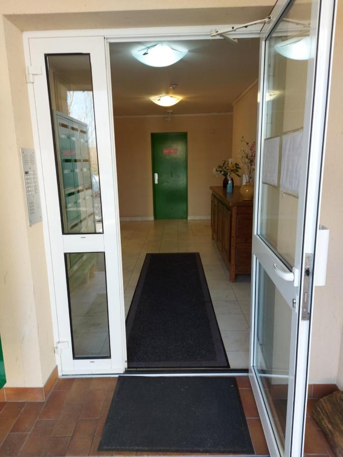 Апартаменты L'Escale : Duplex 4 Pers. Asterix, Aeroport Roissy Cdg, Paris Moussy-le-Neuf Экстерьер фото